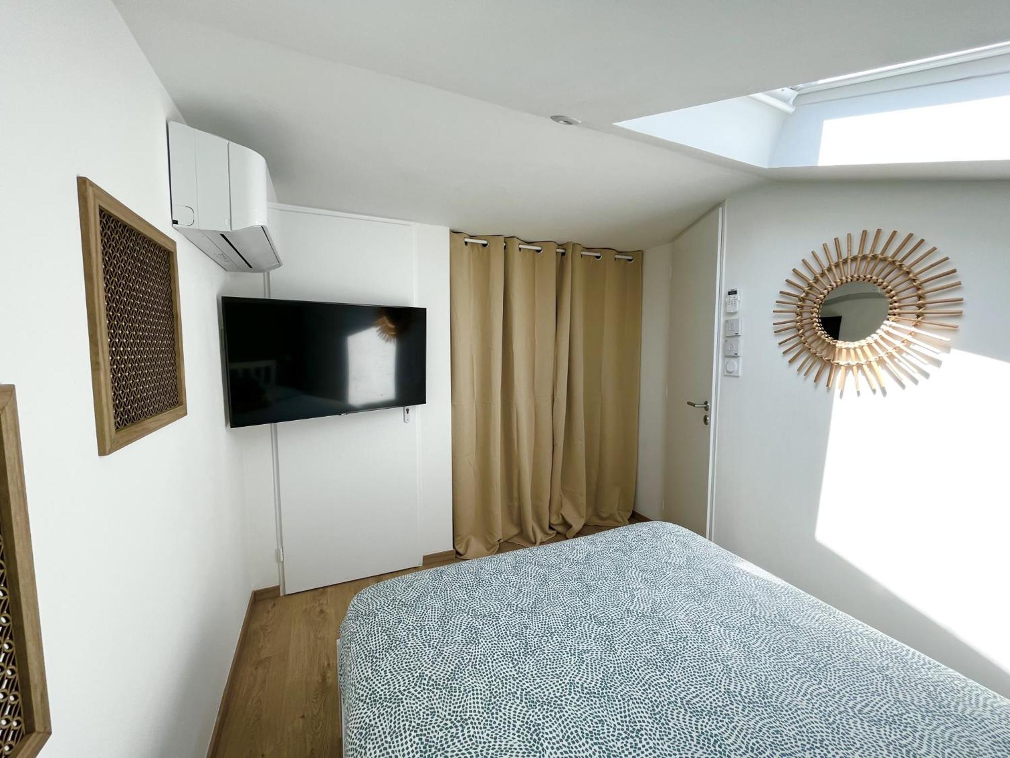 Duplex Centre Ville - 50M De La Plage - Clim - Garage - Netflix Le Grau-du-Roi Zimmer foto