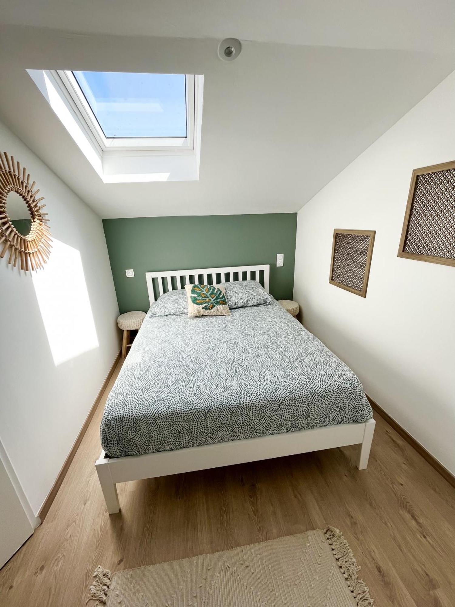 Duplex Centre Ville - 50M De La Plage - Clim - Garage - Netflix Le Grau-du-Roi Zimmer foto